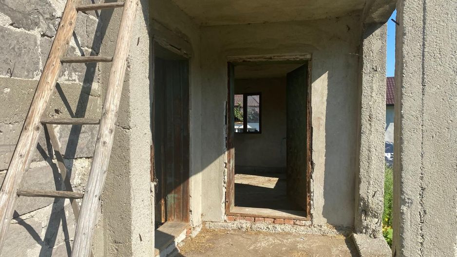 Casă P+1 la roșu, locul tău de refugiu în natura - Suduleni, Izvoare - Poză 9