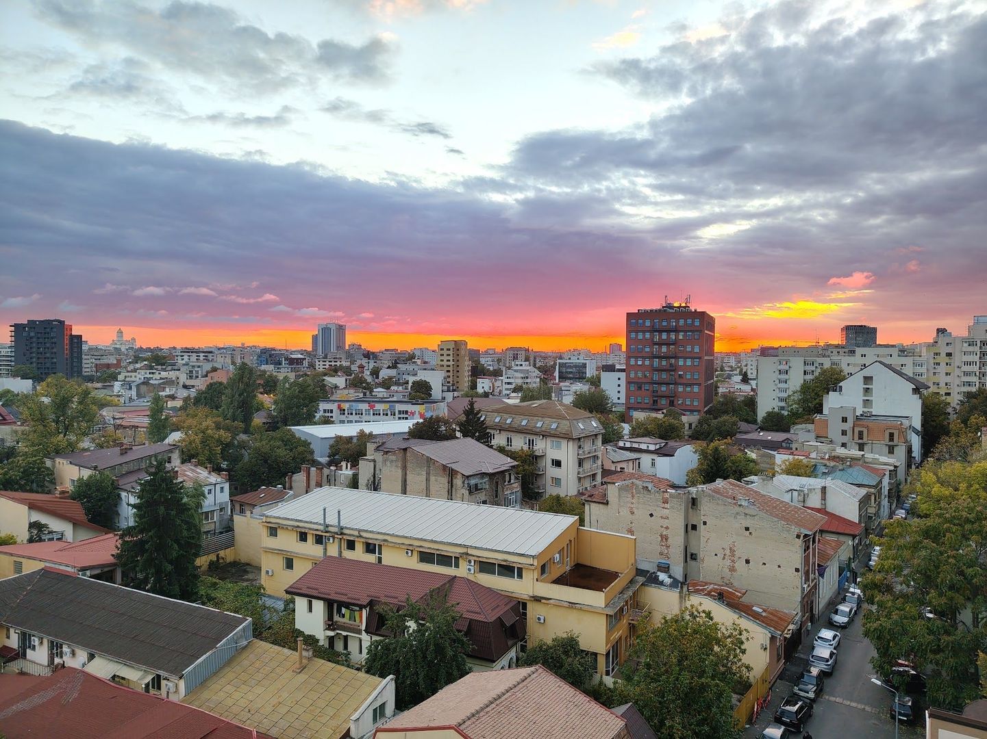 2 CAMERE ‖ BLOC REABILITAT ‖ VEDERE PE SPATE - Poză 12