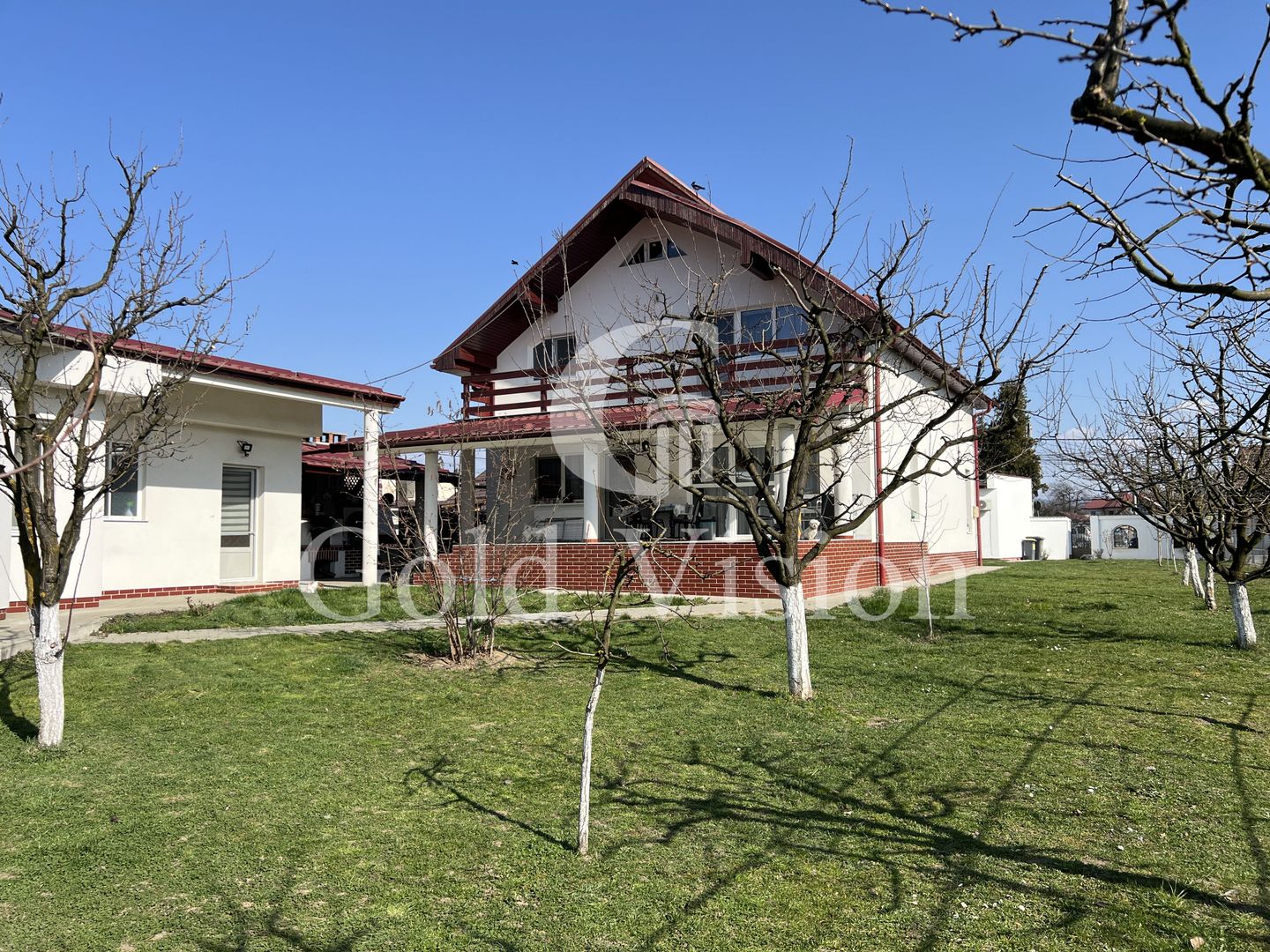 Case cu 7 camere, curte proprie + spălătorie, în Sighetu Marmației - Poză 27