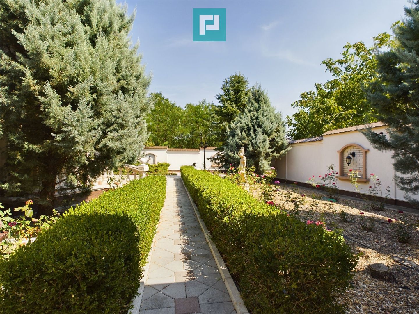 Vilă luxoasă în Serbia - Poză 46