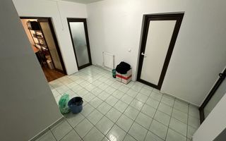 Cladire pretabila spațiu birouri/ clinica - Poză 17