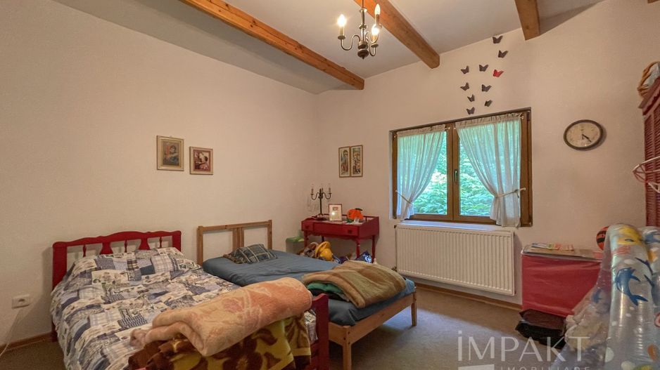 Vila superba 300mp + teren 1400mp & front la rau in Somesul Rece. - Poză 39