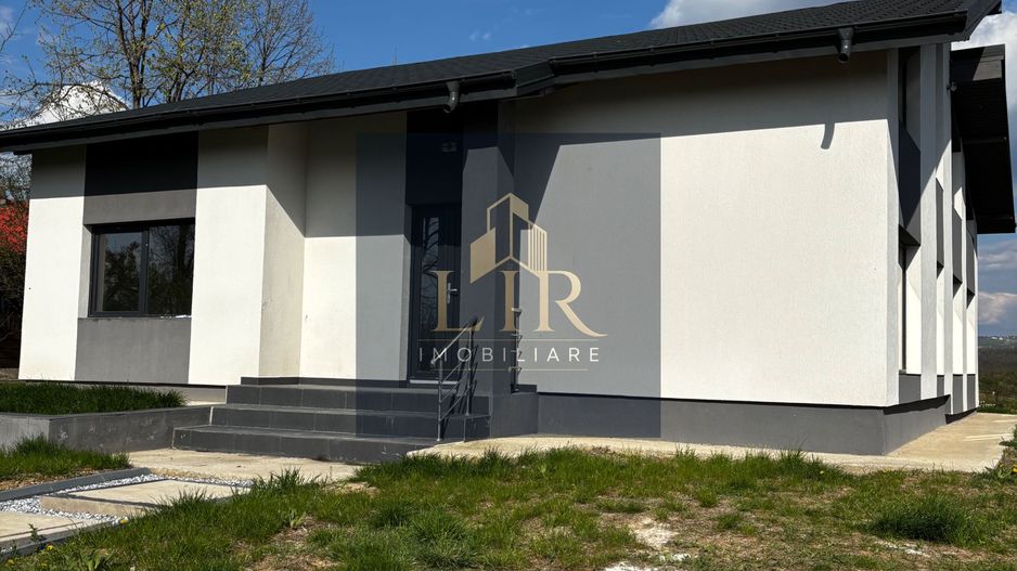 Vila 4 camere comision ZERO- Hlincea- Iasi - Poză 15
