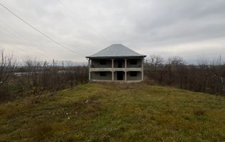 Casa de vanzare in Onesti