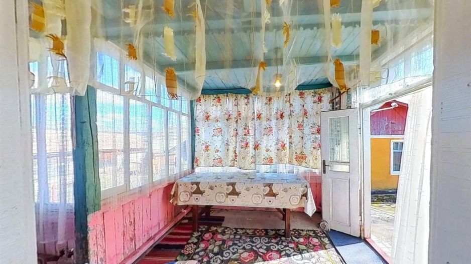 Casa traditionala+ domeniu de 2.900 mp,livada, anexe:refugiu apreciabil Craiesti - Poză 10