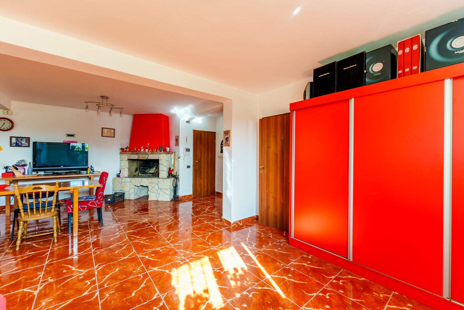 Vilă elegantă tip mediteranean în Zimandul Nou - Poză 6