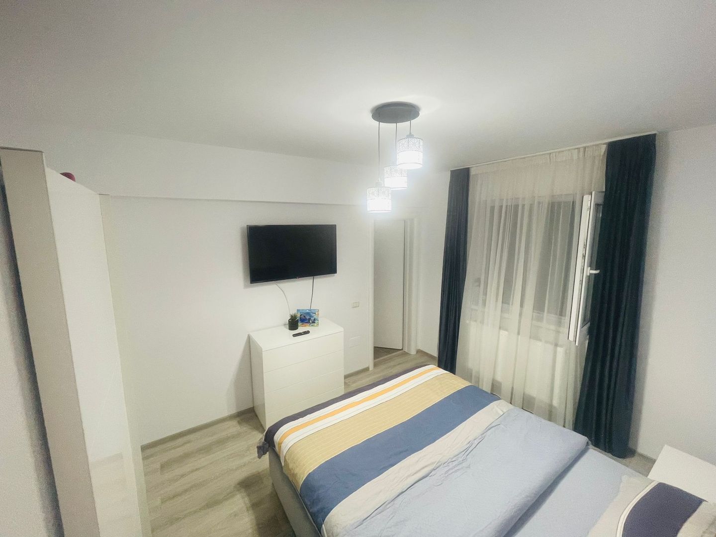 AP. 3 CAMERE - PARCARE INCLUSA, BUCATARIE INCHISA, CENTRALA, COMIS 0% - Poză 5
