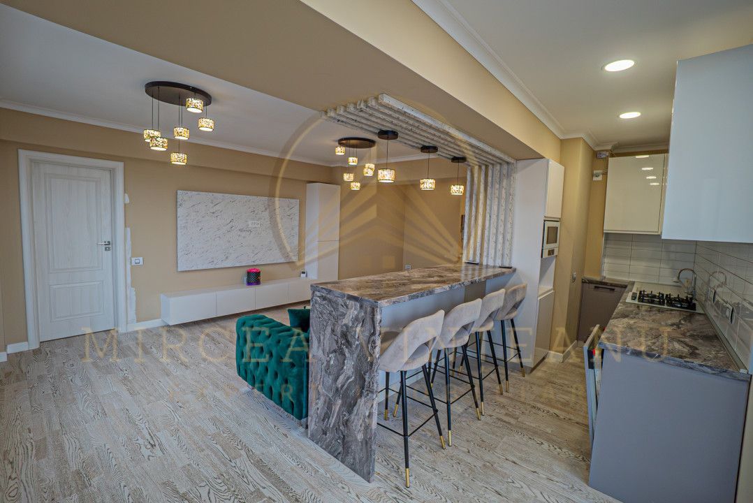 Delfinariu/B-dul. Mamaia - Apartament cu 3 camere într-un bloc finalizat în 2009 - Poză 4