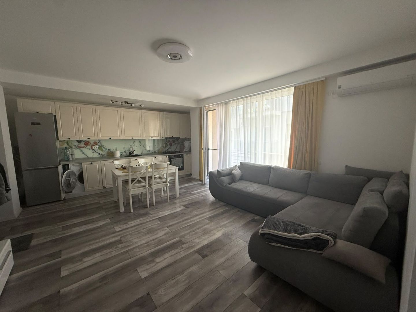 Giroc-Eso | 2 Camere | Lift | Mobilat si utilat | Loc de parcare - Poză 11