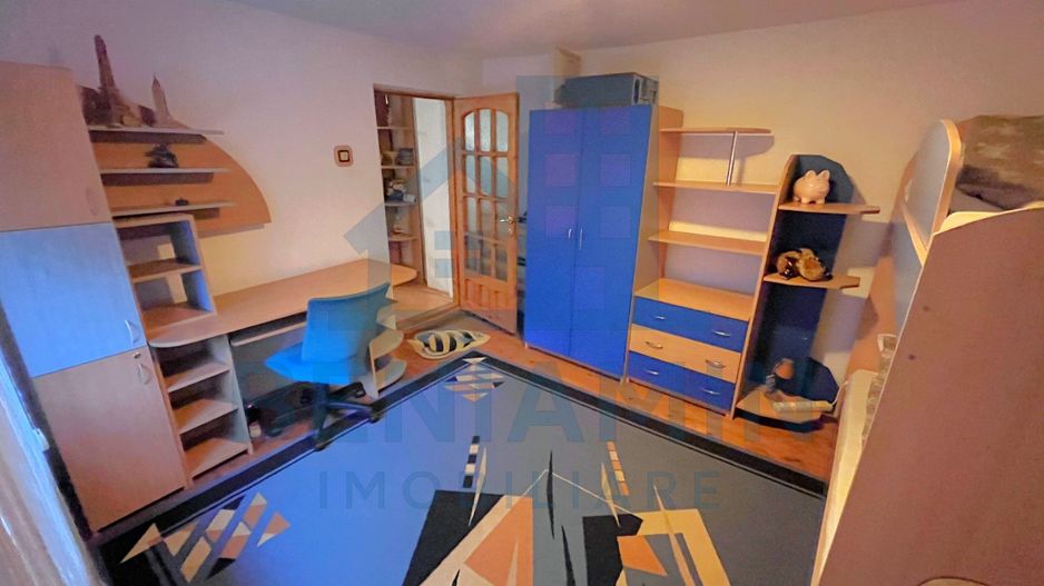 Casa de inchiriat Raului intersectie Campia Islaz -loc de parcare - Poză 6