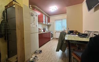 3 camere | centrala proprie | boxa | mobilat si utilat | zona excelenta | - Poză 3