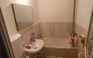 Garsonieră de vânzare la parter, zona Gara Nicolina, Iași - Poză 5