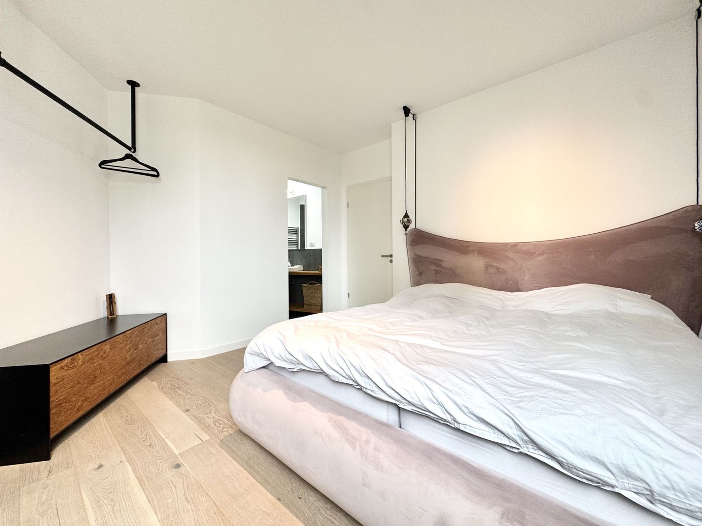 Apartament rafinat 3 camere | ISHO | Zonă premium - Poză 17