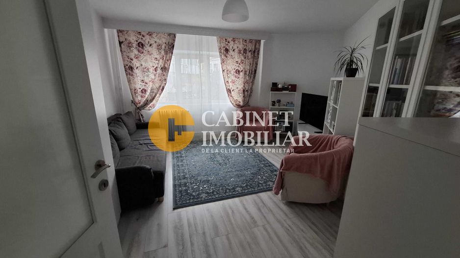 3 camere - DECOMANDAT - etaj intermediat - 75mp - Poză 1