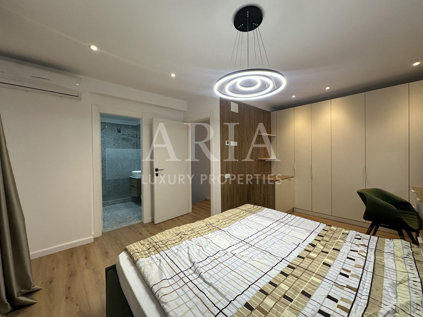 AMERICAN VILLAGE - MODERN VILLA - 5 ROOMS - FULLY FURNISHED - GATED COMMUNITY - Poză 12