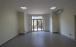 Birouri în vila - zona Balcescu - Poză 34