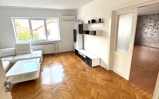 Apartament spatios cu 3 camere - Poză 12