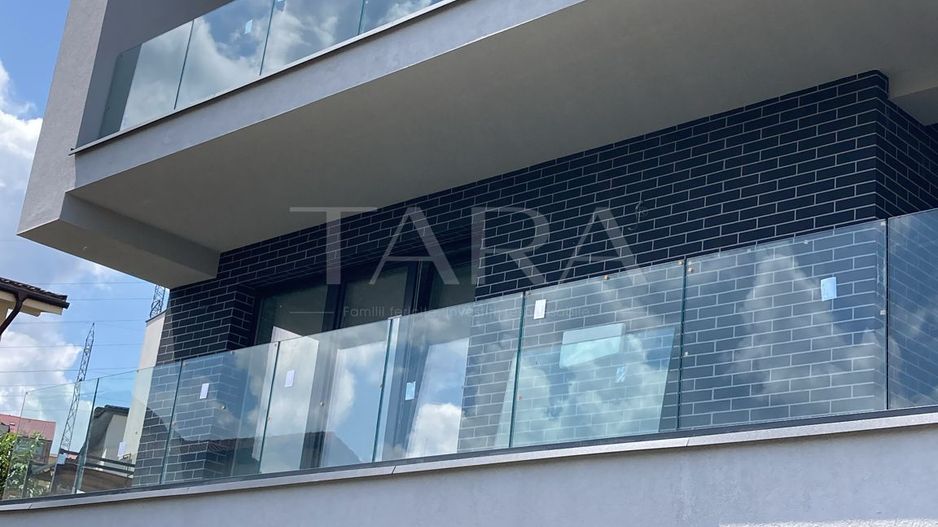 Arhitectura contemporana. Parte de duplex. Cartierul nou Câmpului. - Poză 2