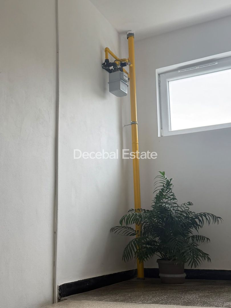 Metrou 1 Decembrie La 3 Minute !  - Apartament 3 camere etaj 2/4 63mp - Poză 12