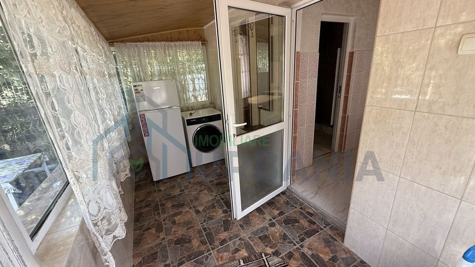 Casa cu o cameră, mobilată și utilată, de închiriat în Valea Adâncă - Poză 2