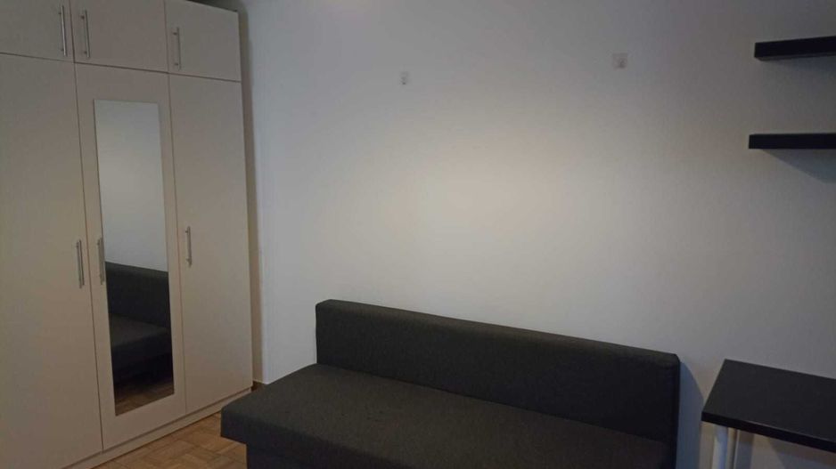 Închiriez garsonieră, Piața Alba Iulia, mobilată și utilată - Poză 1