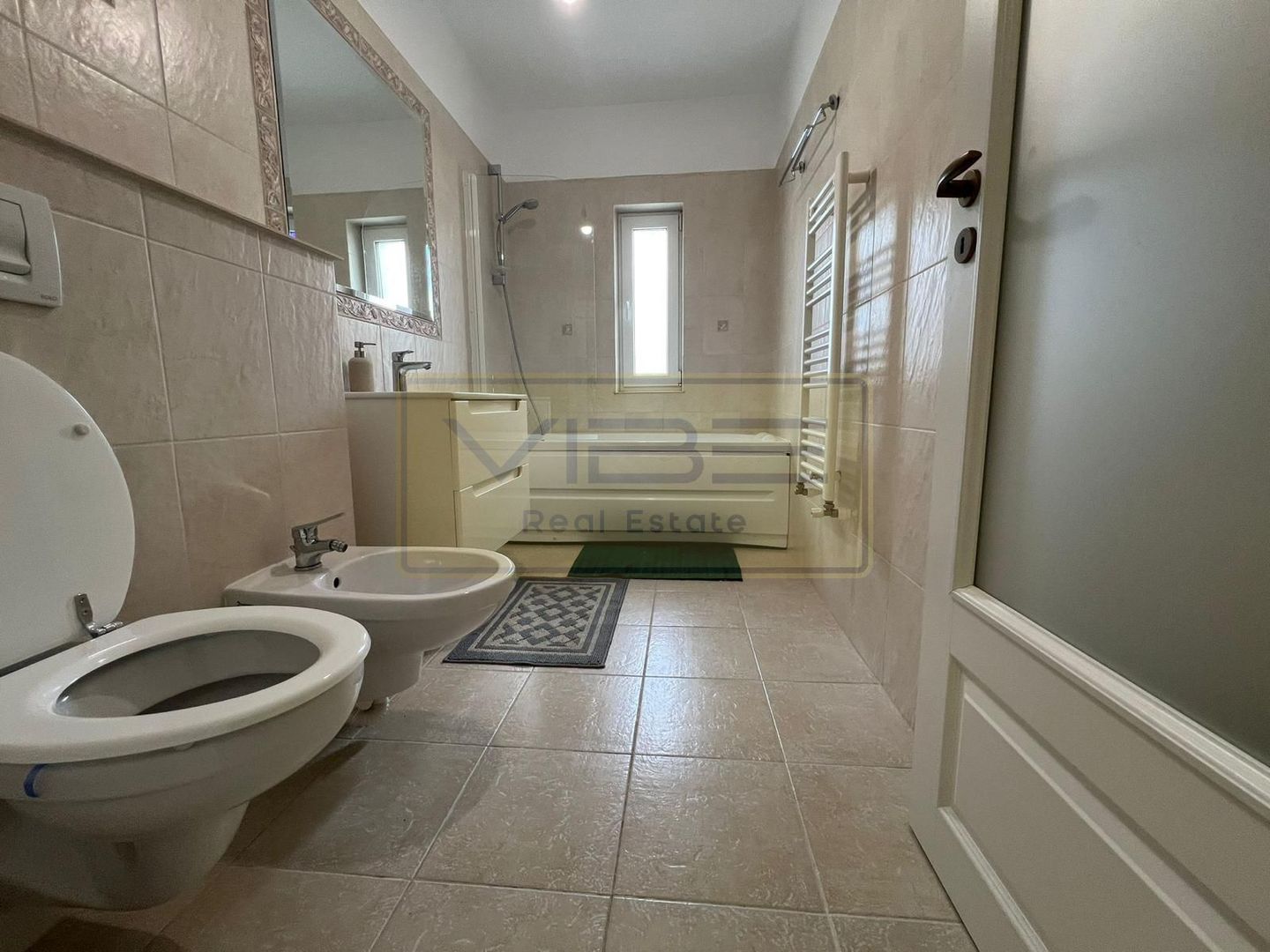 Apartament  2 camere cu parcare Bucium - Poză 18