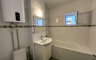 Garsoniera spatioasa de inchiriat, cu boiler in Tei - Poză 6