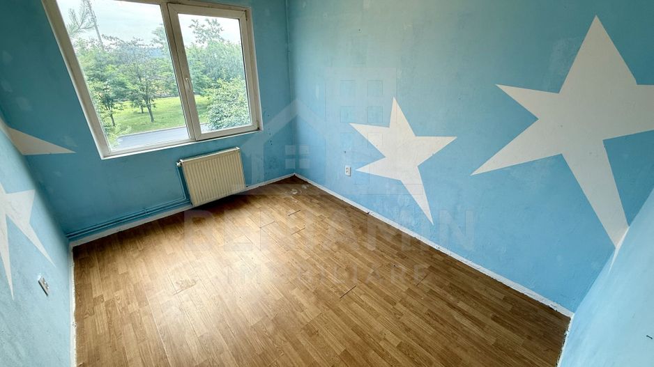 4 decomandate - 80mp - etaj 1 - 2bai - centrala - invesitie - Astra - Poză 1