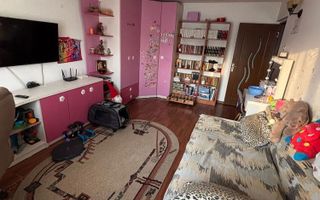 Apartament 3 camere decomandat Nicolina – 67 m² – Etaj 4/4 – 115.000 € - Poză 1