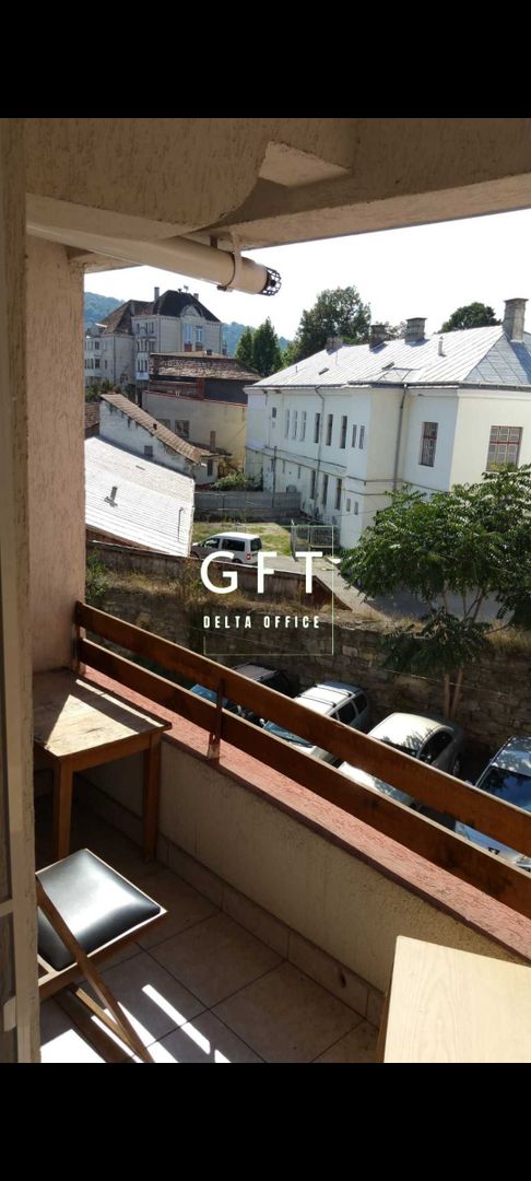 Apartament cu  3 camere de vanzare, langa Coroana de Aur. - Poză 7