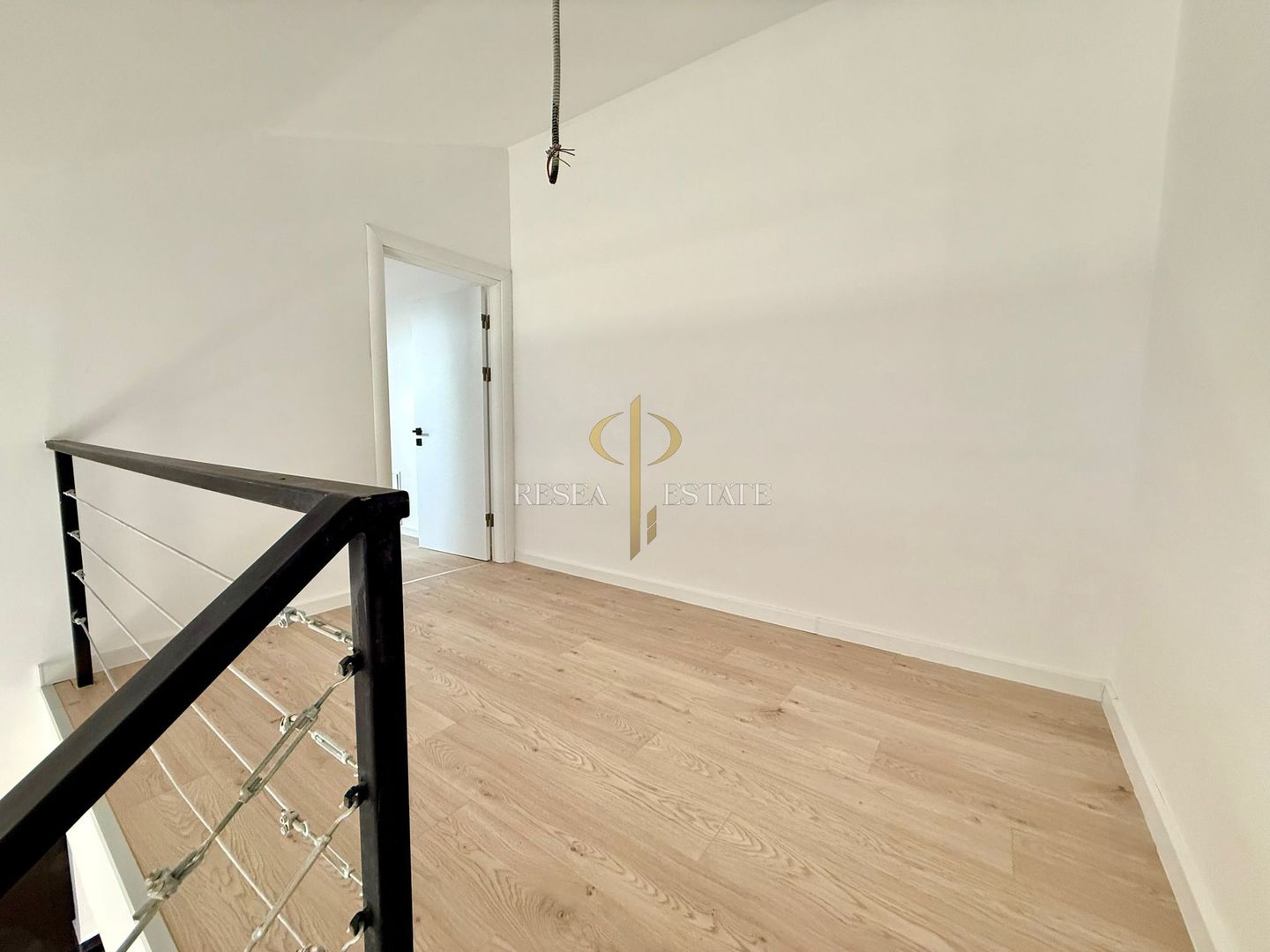 Apartament 3 camere- 83 mp utili+terasa+loc parcare - Poză 4