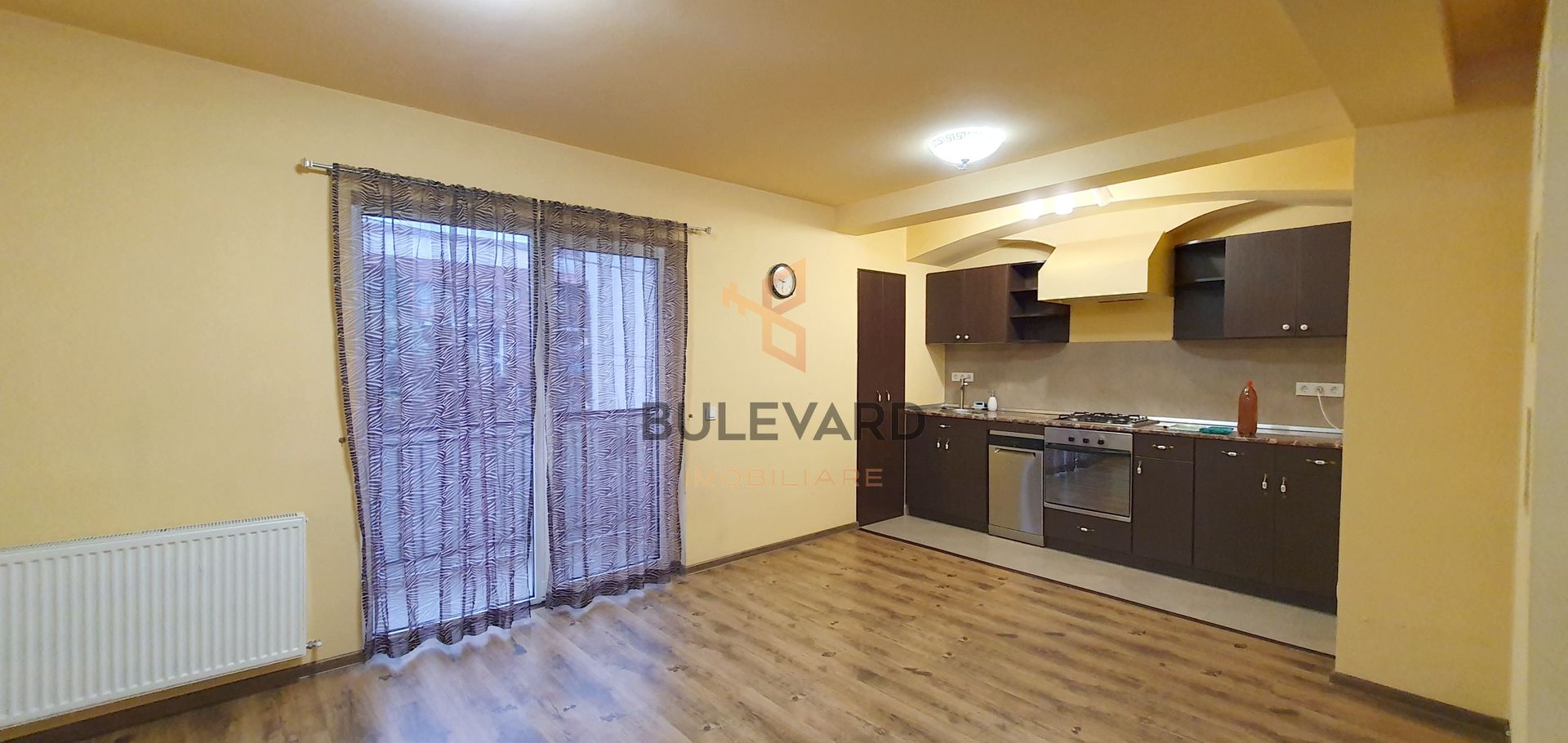 Apartament cu 2 camere +2 parcari, zona Parcul Poligon! - Poză 1