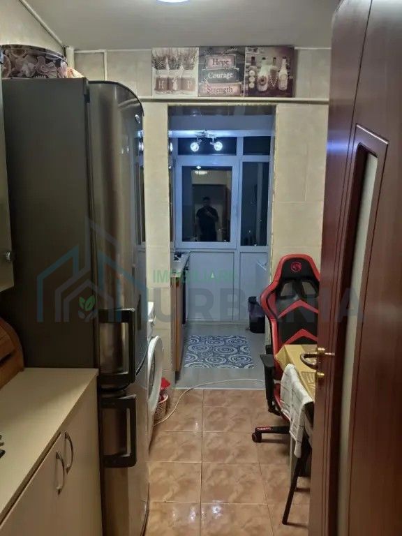 Închiriere apartament 2 camere decomandat, etaj 10/10, central, Iași - Poză 5