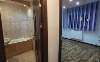 Eliberării (zona Marvimex)-Apartament 3 camere de inchiriat-COD 08 - Poză 3