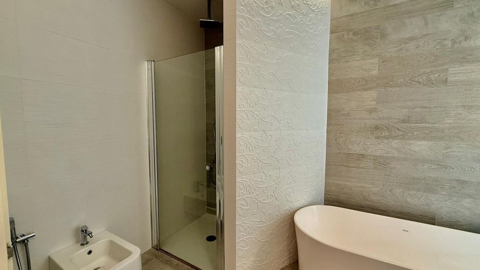 Refined Luxury Residence | Exclusive Villa with Private Spa - Poză 28