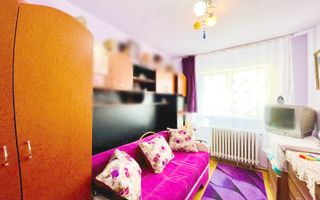 Apartament cu 3 camere/54mp/zona Complex Nora. - Poză 4