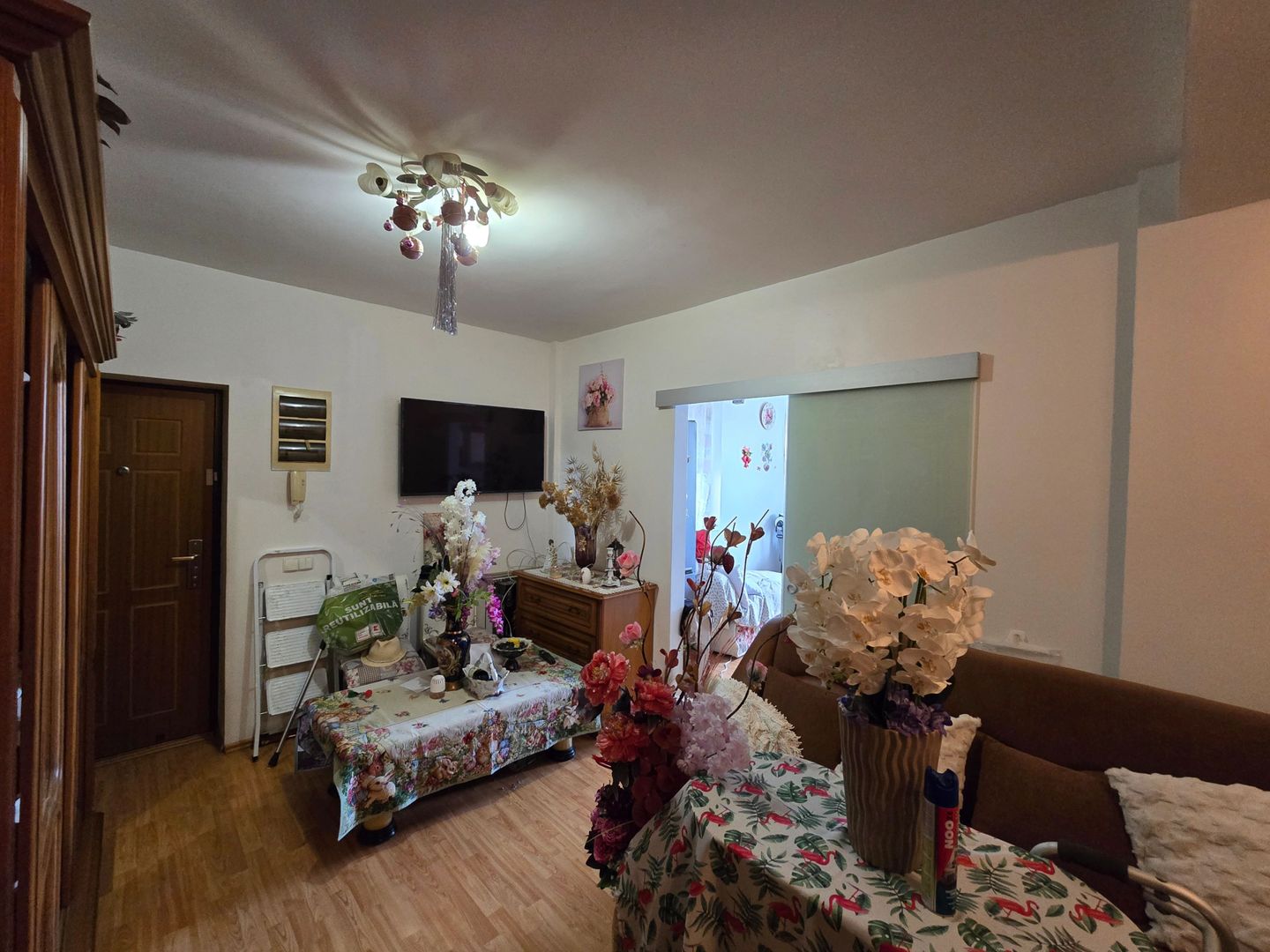 Apartament 3 camere, 2 bai, Dumbravita, Mobilat si Utilat, Loc de parcare in CF - Poză 1