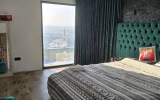 Casă de vânzare în Bucium, Iași - 3 camere, living, 2 băi, dressing, teren 548 mp - Poză 1