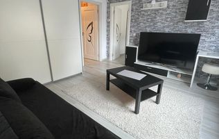 1 CAMERA - DECOMANDAT - 32 MP - ETAJ INTERMEDIAR