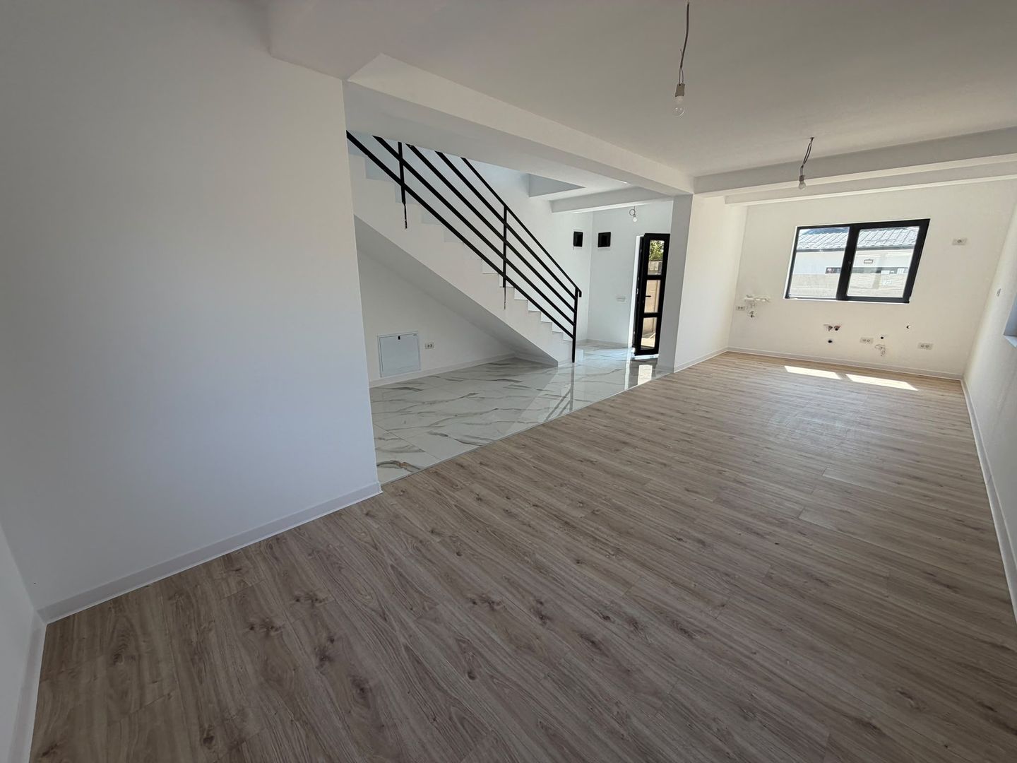 CASA INDIVIDUALA- TEREN 320 MP, MUTARE IMEDIATA, PARCARE, COMIS 0% - Poză 9