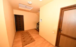 Vila spatioasa, pretabil pentru locuit/clinica, zona Micro 17 – Galati - Poză 49