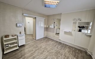 Spatiu de inchiriat, 30mp, cosmetica, Zona Pandurilor - Poză 3