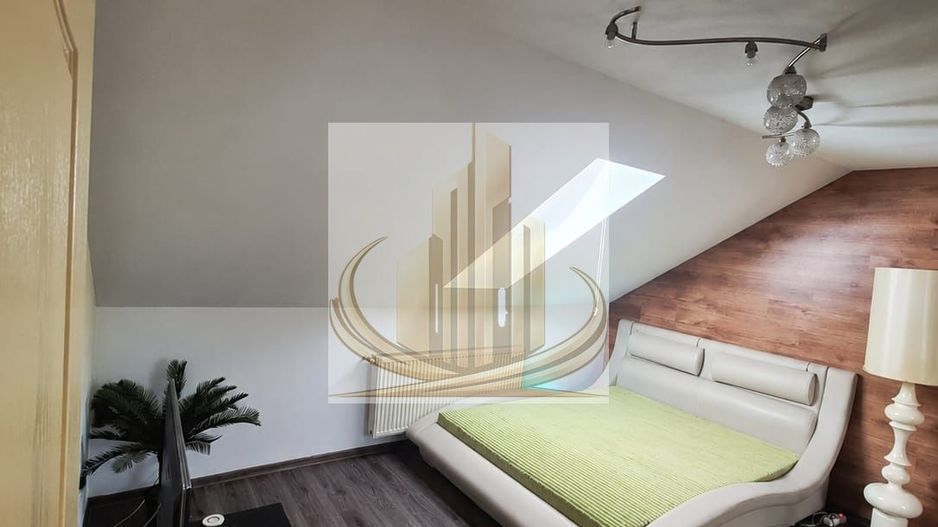 De vânzare apartament 3 camere 70mp - Poză 4