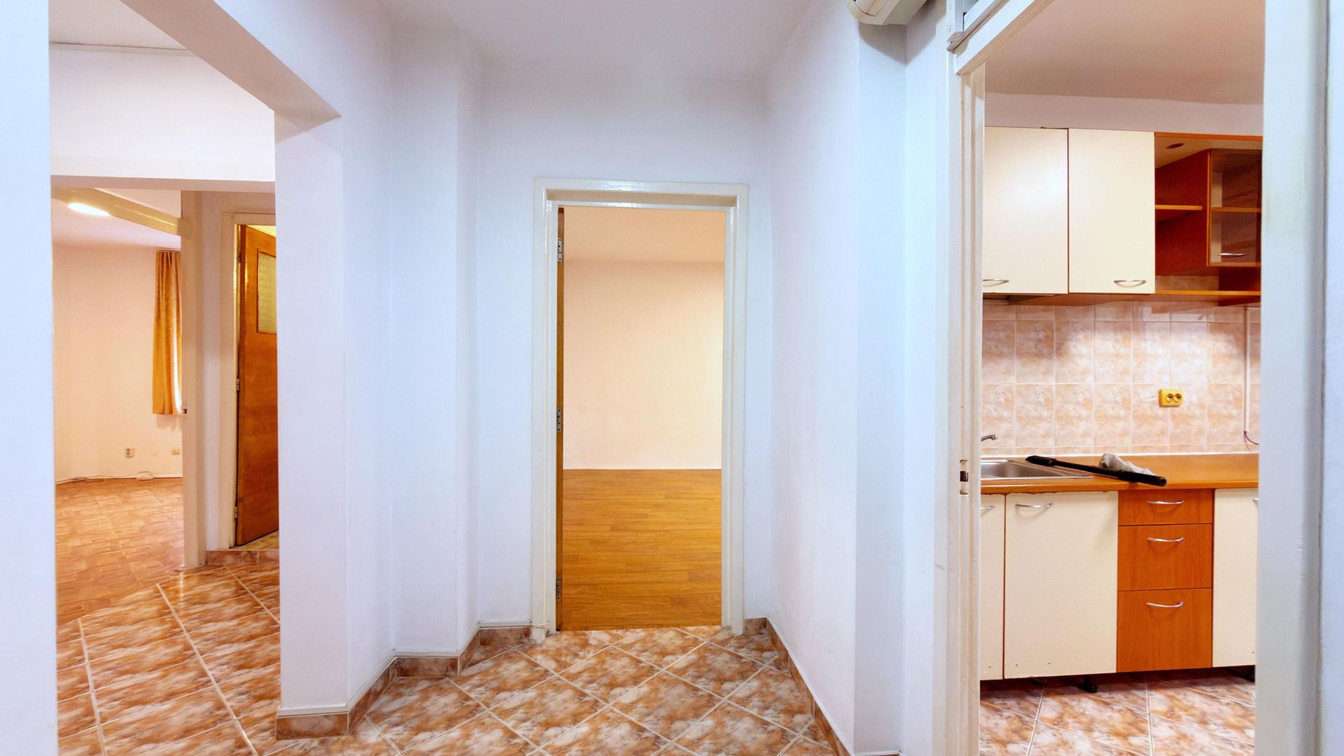 Apartament 3 camere Lacul Tei Teiul Doamnei - Poză 18