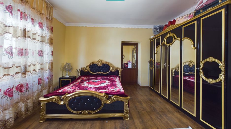 Apartament cu 2 camere la curte comună, Pârneava - Poză 6