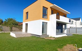 Vila noua, din caramida Harman-Brasov - Poză 21