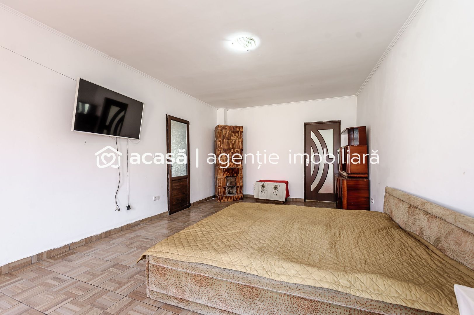 Casă cu 2 corpuri de clădire în Pecica, Arad. - Poză 16