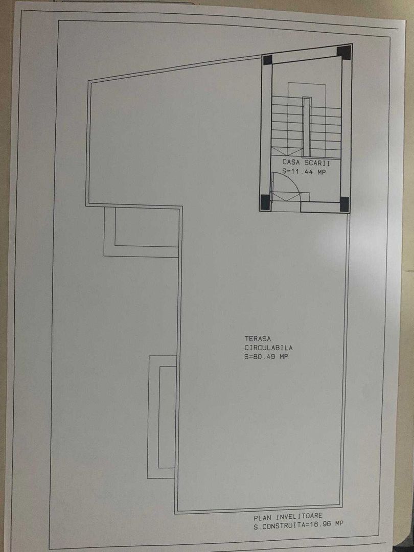 Vand imobil P+2 zona salaj rahova cu doua spatii comerciale - Poză 7