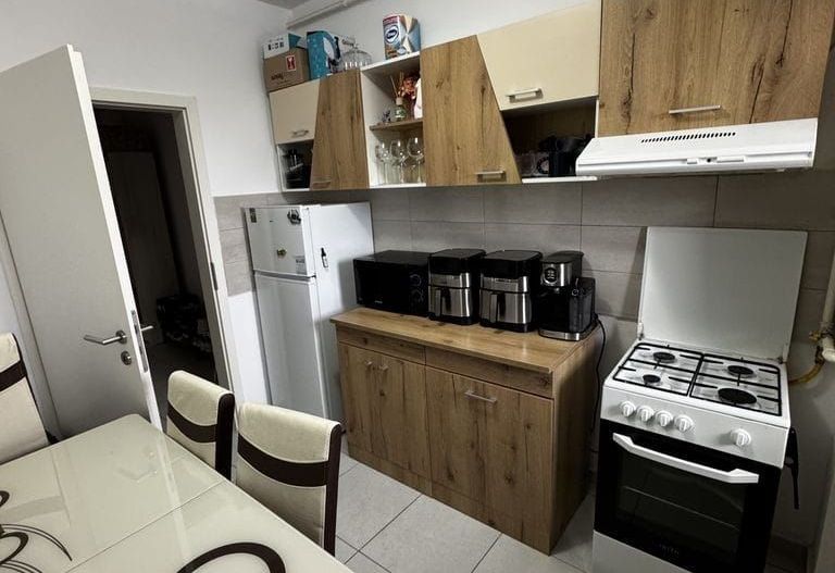 Apartament de vanzare 2 camere, bloc nou, zona Tractoru - Maurer - Poză 2