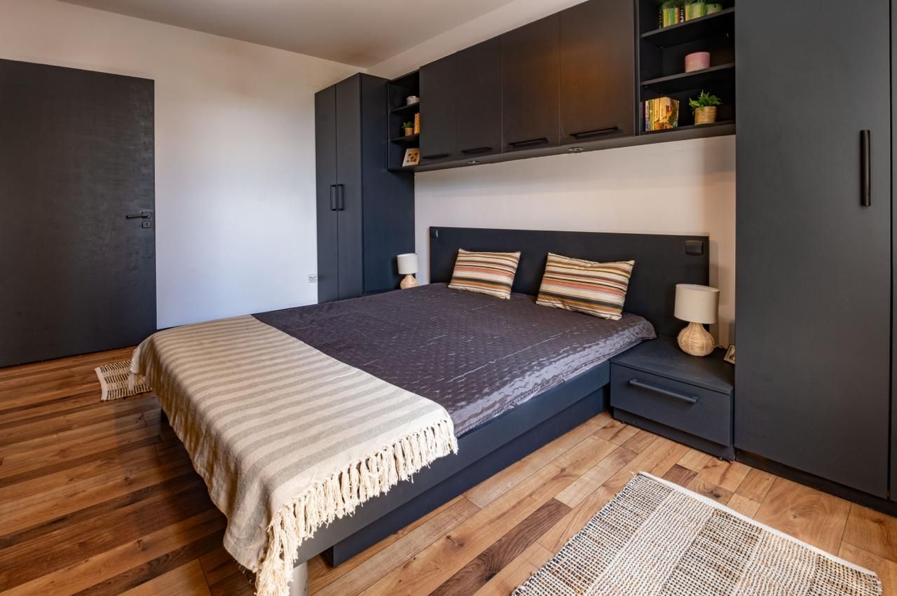Apartament 2 Camere de vânzare Ultra-Central | Universitate -FARA RISC SEISMIC - Poză 9